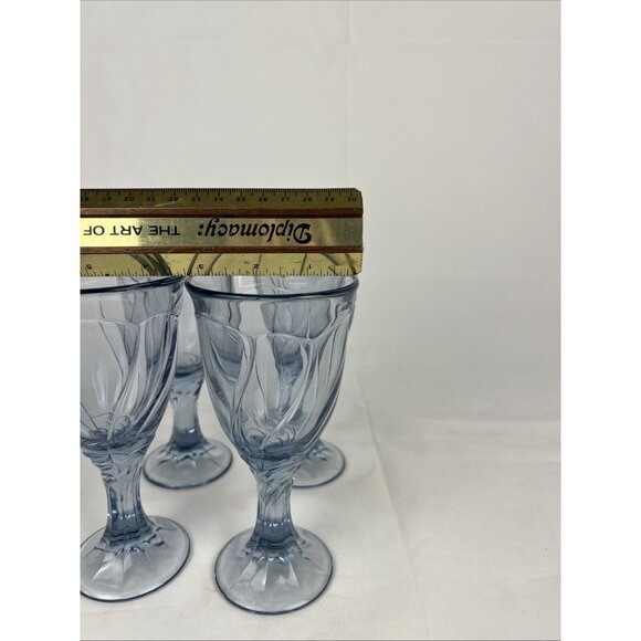 Noritake Sweet Swirl Wine Glasses Goblet Light Blue Vintage - Picture 3 of 6
